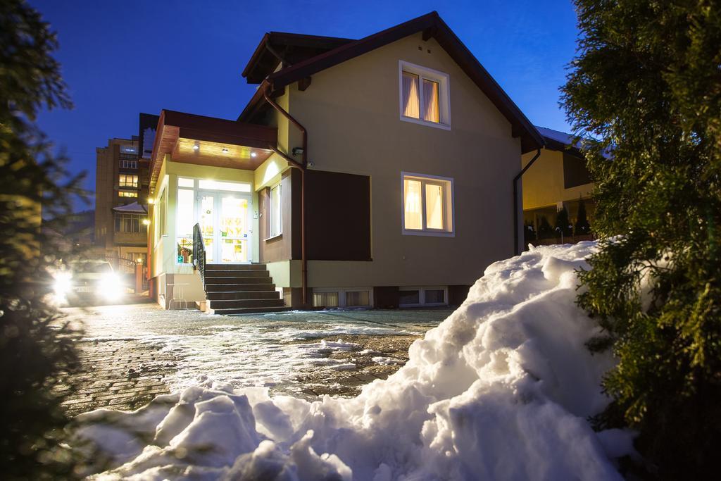 Pension Gallery Brasov Exterior photo